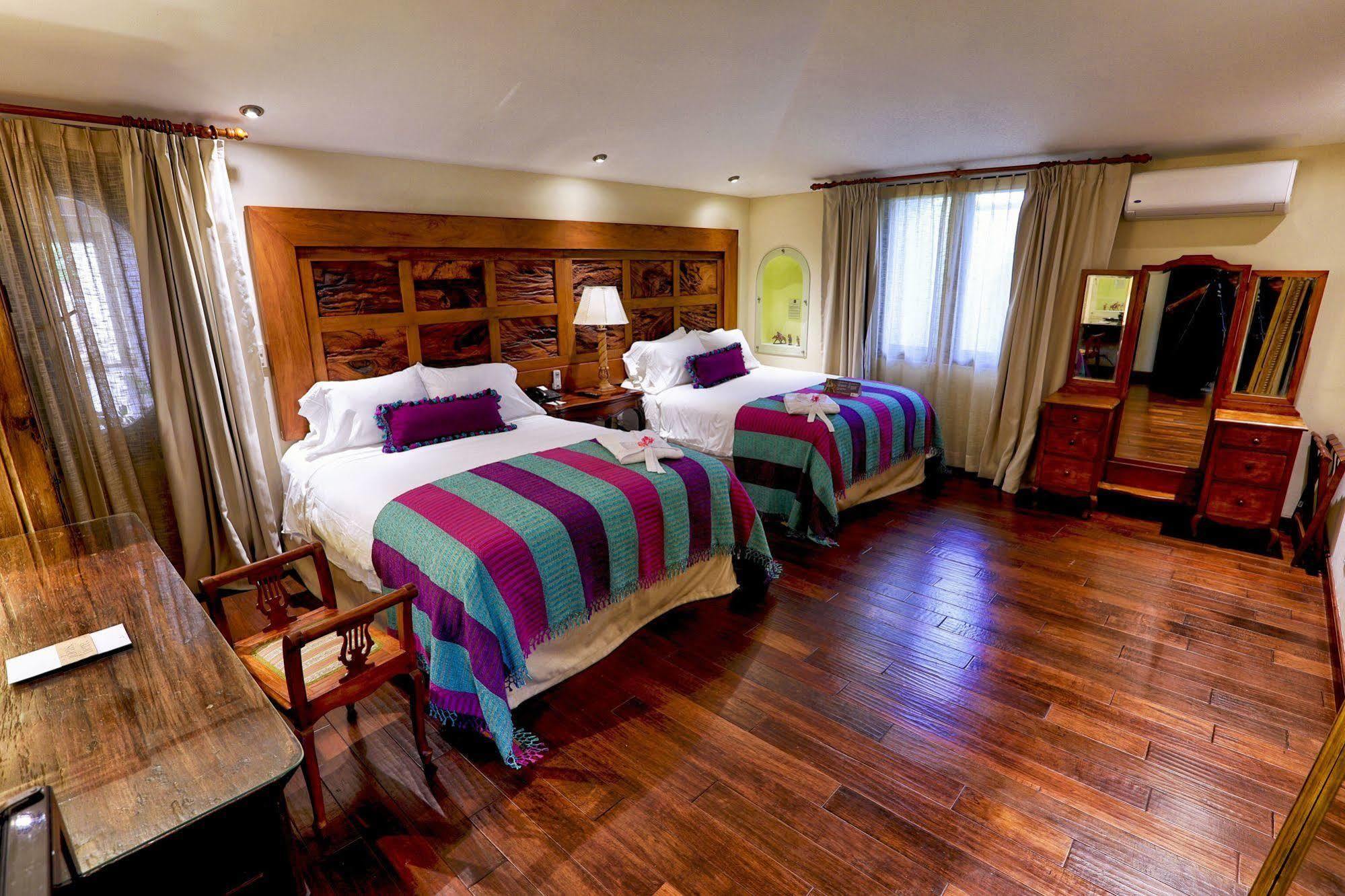 Pensativo House Hotel (Adults Only) 안티구아 과테말라 외부 사진